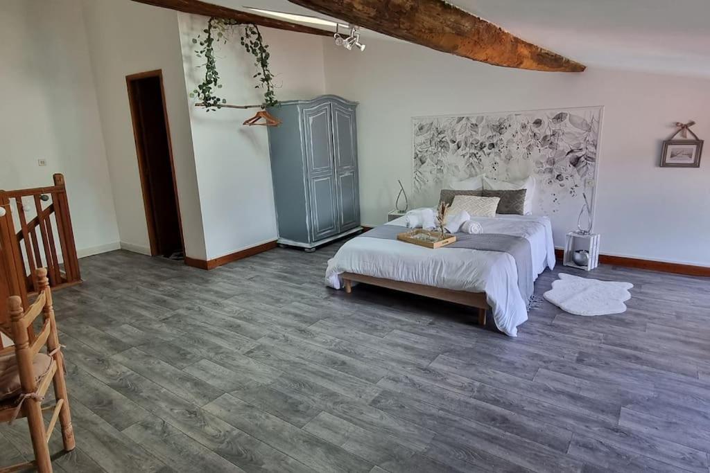 Le Duplex Du Centre - Ideal Pour Un Sejour Detente ! Saint-Savinien 외부 사진